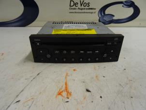 Used Radio CD player Citroen C2 (JM) 1.6 16V VTR Price € 50,00 Margin scheme offered by De Vos Autodemontagebedrijf