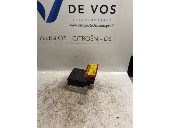 Usagé Pompe ABS Citroen Xantia Prix € 90,00 Règlement à la marge proposé par De Vos Onderdelen