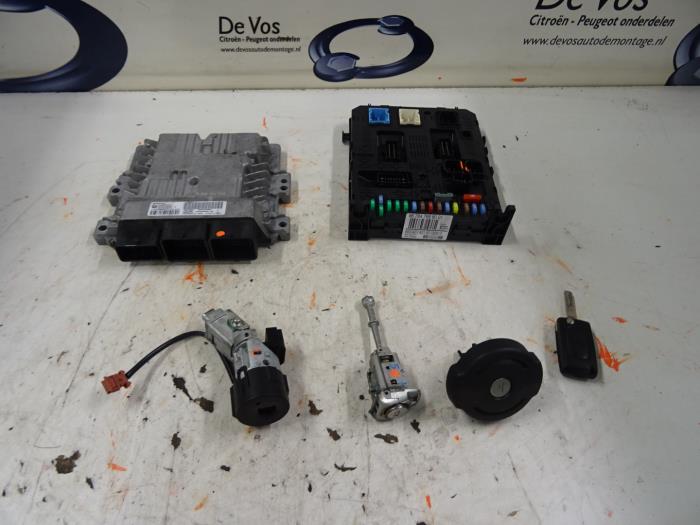 Used Engine management computer Peugeot Partner Price € 350,00 Margin scheme offered by De Vos Onderdelen
