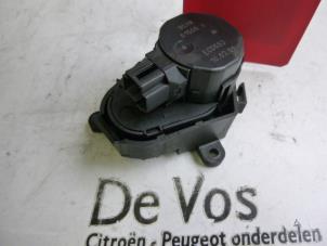 Used Heater valve motor Peugeot 806 2.0 HDi 16V Price € 35,00 Margin scheme offered by De Vos Autodemontagebedrijf