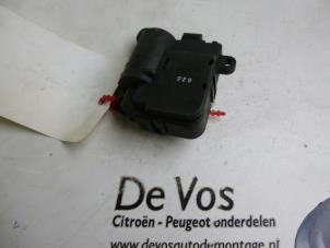 Używane Elektryczny zawór nagrzewnicy Citroen Xsara Cena € 25,00 Procedura marży oferowane przez De Vos Autodemontagebedrijf