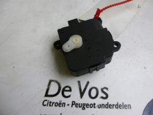 Usagé Clapet chauffage moteur Citroen Xsara (N1) 1.9D Prix € 25,00 Règlement à la marge proposé par De Vos Autodemontagebedrijf