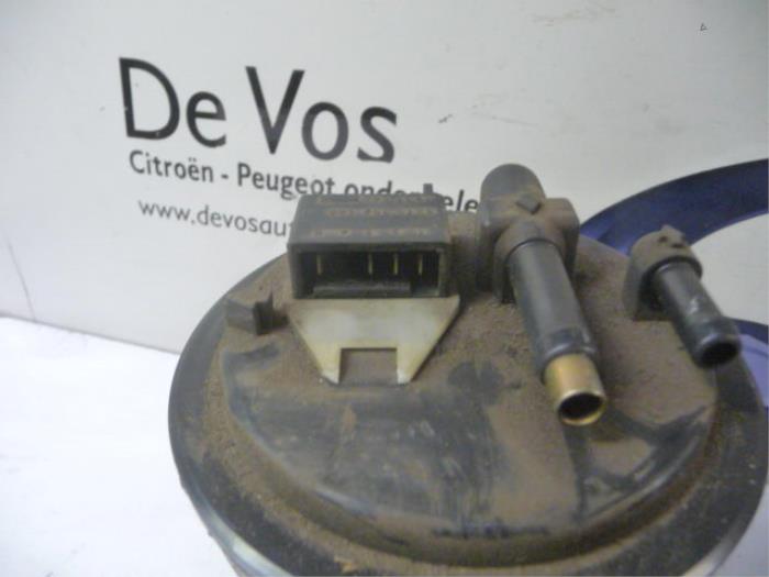 Pompe à carburant d'un Citroën Xantia (X1/2) 1.8i X,SX 1994