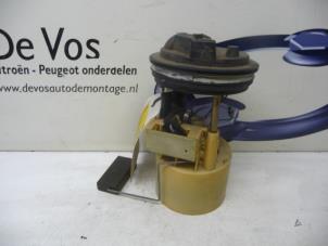 Używane Elektryczna pompa paliwa Peugeot 405 Cena € 45,00 Procedura marży oferowane przez De Vos Autodemontagebedrijf