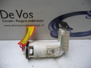 Used Electric fuel pump Citroen Saxo 1.1i X,SX Price € 45,00 Margin scheme offered by De Vos Autodemontagebedrijf