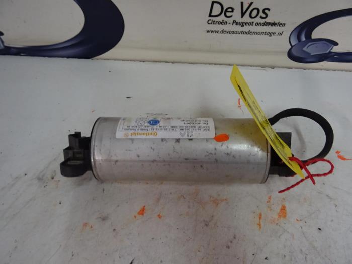 Start/stop capacitor from a Peugeot 3008 2013