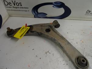 Used Front wishbone, left Citroen C-Crosser Price € 70,00 Margin scheme offered by De Vos Autodemontagebedrijf