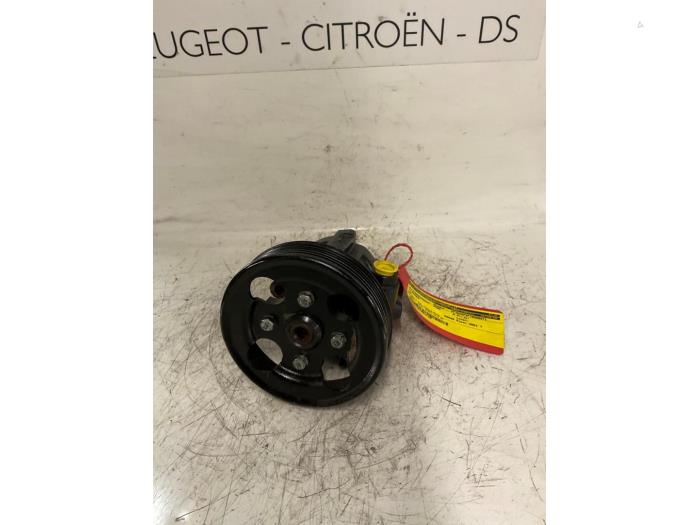 Usagé Pompe de direction Citroen C5 I Berline (DC) 3.0 V6 24V Prix € 70,00 Règlement à la marge proposé par De Vos Onderdelen