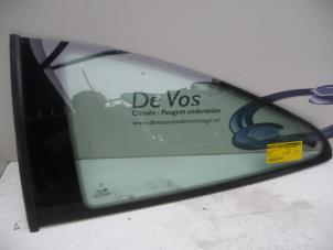 Używane Szyba lewa tylna wersja 2-drzwiowa Peugeot 406 Coupé (8C) 2.0 16V Cena € 45,00 Procedura marży oferowane przez De Vos Autodemontagebedrijf