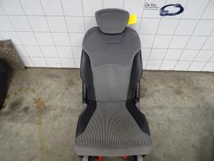 Used Rear seat Peugeot 807 Price € 100,00 Margin scheme offered by De Vos Autodemontagebedrijf
