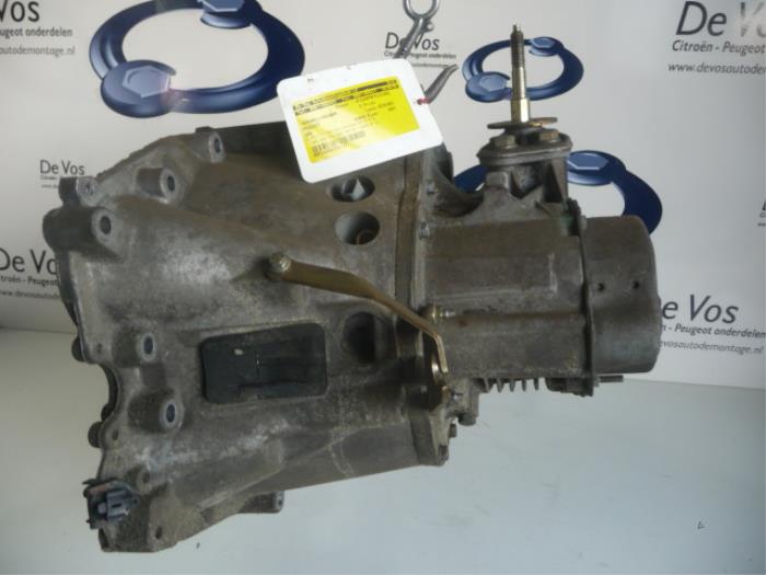 Gearbox from a Peugeot 206 (2A/C/H/J/S) 2.0 GTI 16V 2001