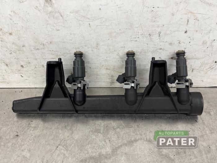 Usagé Système d'injection Peugeot 208 I (CA/CC/CK/CL) 1.2 12V e-THP PureTech 110 Prix € 26,25 Règlement à la marge proposé par Autoparts Pater
