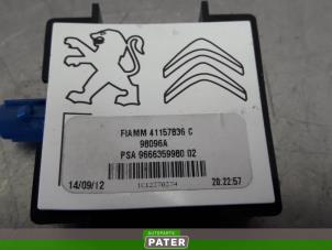 Used Antenna Peugeot 508 SW (8E/8U) 1.6 THP 16V Price € 21,00 Margin scheme offered by Autoparts Pater