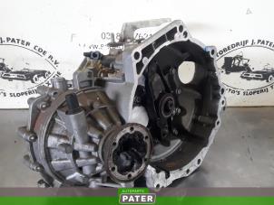 Used Gearbox Volkswagen Polo V (6R) 1.6 TDI 16V 105 Price € 315,00 Margin scheme offered by Autoparts Pater