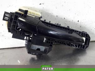 Used Rear door handle 4-door, right Mercedes E (W212) E-250 CGI 16V BlueEfficiency Price € 42,00 Margin scheme offered by Autoparts Pater