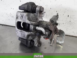 Used Rear brake calliper, right Toyota Auris Touring Sports (E18) 1.8 16V Hybrid Price € 42,00 Margin scheme offered by Autoparts Pater