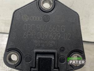 Ölstandsensor van een Audi A3 Sportback (8VA/8VF) 1.6 TDI 16V 2014