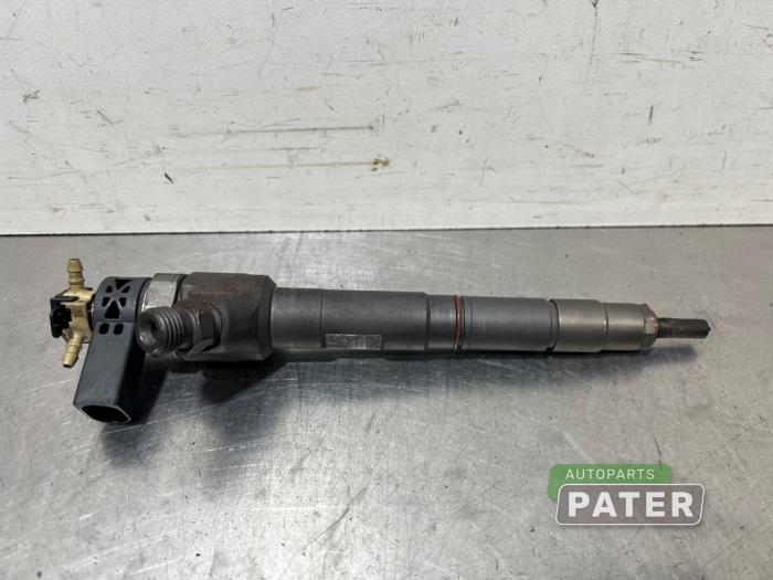 Usagé Injecteurs Audi A3 Sportback (8VA/8VF) 1.6 TDI 16V Prix € 78,75 Règlement à la marge proposé par Autoparts Pater