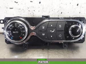 Used Heater control panel Renault Clio IV Estate/Grandtour (7R) 1.5 Energy dCi 90 FAP Price € 52,50 Margin scheme offered by Autoparts Pater