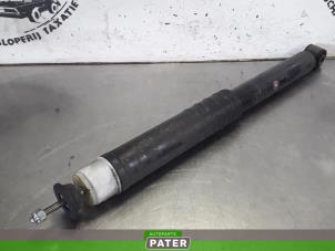 Used Rear shock absorber, left Renault Clio IV Estate/Grandtour (7R) 1.5 Energy dCi 90 FAP Price € 26,25 Margin scheme offered by Autoparts Pater
