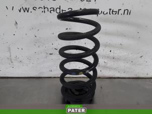 Used Rear coil spring Renault Clio IV Estate/Grandtour (7R) 1.5 Energy dCi 90 FAP Price € 21,00 Margin scheme offered by Autoparts Pater