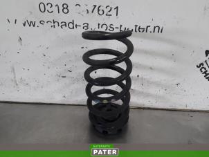 Used Rear coil spring Renault Clio IV Estate/Grandtour (7R) 1.5 Energy dCi 90 FAP Price € 31,50 Margin scheme offered by Autoparts Pater