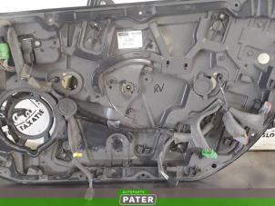 Used Window mechanism 4-door, front right Volvo V40 (MV) 1.6 D 16V Price € 52,50 Margin scheme offered by Autoparts Pater