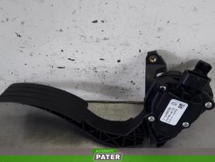 Used Accelerator pedal Renault Clio IV (5R) 1.5 dCi 90 FAP Price € 63,00 Margin scheme offered by Autoparts Pater
