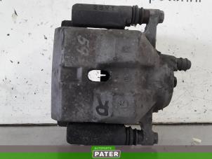 Used Front brake calliper, right Lexus CT 200h 1.8 16V Price € 21,00 Margin scheme offered by Autoparts Pater