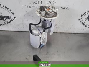 Used Petrol pump Lexus CT 200h 1.8 16V Price € 78,75 Margin scheme offered by Autoparts Pater