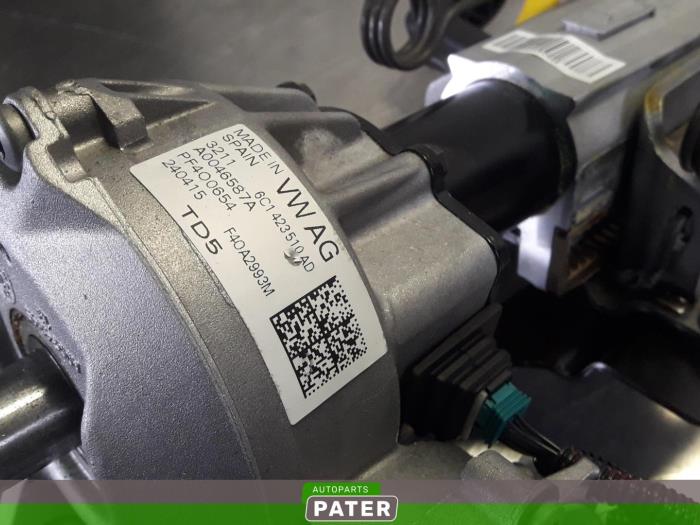 Electric power steering unit from a Volkswagen Polo V (6R) 1.4 TDI DPF BlueMotion technology 2015