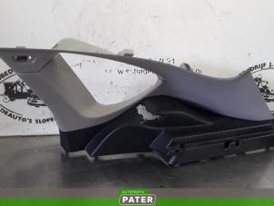 Używane Tapicerka bagaznika BMW 2 serie Active Tourer (F45) 225xe iPerformance 1.5 TwinPower Turbo 12V Cena € 52,50 Procedura marży oferowane przez Autoparts Pater