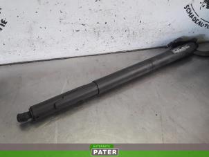 Used Rear gas strut, left BMW 2 serie Active Tourer (F45) 225xe iPerformance 1.5 TwinPower Turbo 12V Price € 42,00 Margin scheme offered by Autoparts Pater