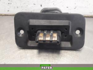 Used Sliding door switch Volkswagen Caddy III (2KA,2KH,2CA,2CH) 1.9 TDI Price € 25,41 Inclusive VAT offered by Autoparts Pater