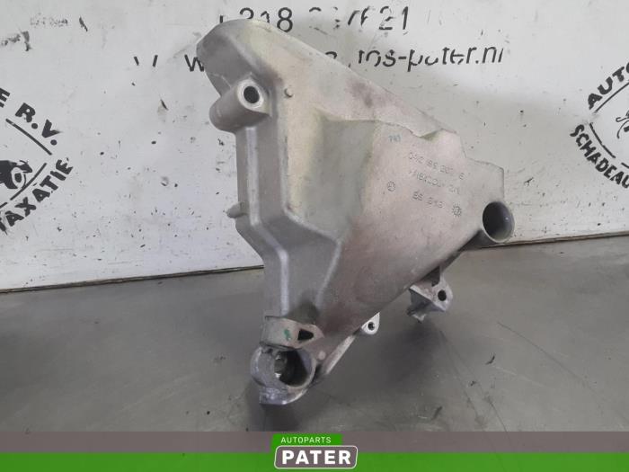 Used Engine mount Volkswagen Up! (121) 1.0 12V 60 Price € 21,00 Margin scheme offered by Autoparts Pater