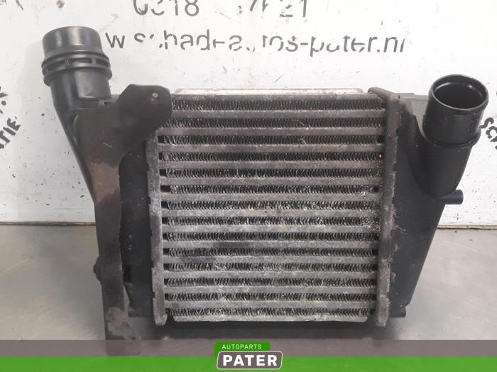 Usados Intercooler Renault Twingo II (CN) 1.2 16V GT TCE Precio € 21,00 Norma de margen ofrecido por Autoparts Pater