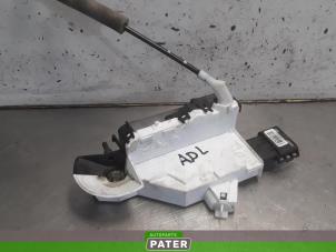 Used Sliding door lock mechanism, left Peugeot Partner (GC/GF/GG/GJ/GK) 1.6 HDI 90 Price € 57,17 Inclusive VAT offered by Autoparts Pater