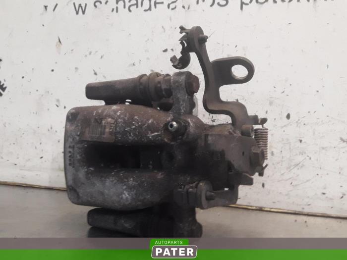 Rear brake calliper, left from a Peugeot Partner (GC/GF/GG/GJ/GK) 1.6 HDI 90 2014
