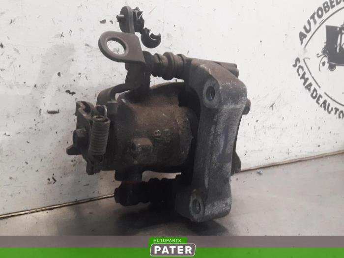 Rear brake calliper, left from a Peugeot Partner (GC/GF/GG/GJ/GK) 1.6 HDI 90 2014