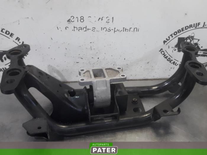 Gearbox mounts with gearbox code CP stock | ProxyParts.com