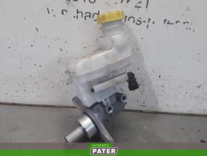 Używane Glówny cylinder hamulcowy Fiat Panda (312) 0.9 TwinAir 60 Cena € 52,50 Procedura marży oferowane przez Autoparts Pater