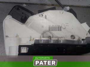 Used Rear door mechanism 4-door, right Volkswagen Polo V (6R) 1.2 12V Price € 31,50 Margin scheme offered by Autoparts Pater