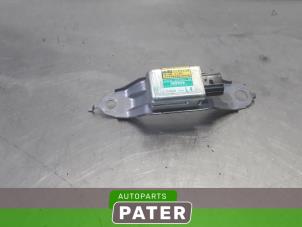 Used Airbag sensor Toyota Prius (NHW20) 1.5 16V Price € 15,75 Margin scheme offered by Autoparts Pater
