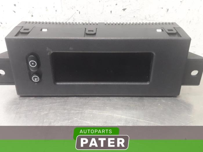 Begagnade Innerdisplay Opel Corsa D 1.3 CDTi 16V ecoFLEX Pris € 26,25 Marginaltabell erbjuds av Autoparts Pater