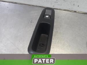 Used Electric window switch Peugeot 5008 I (0A/0E) 2.0 BlueHDi 150 16V Price € 10,50 Margin scheme offered by Autoparts Pater