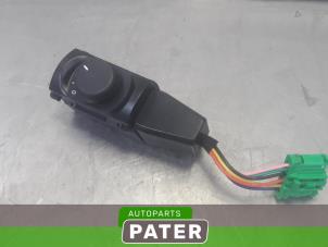 Used Heater switch Peugeot 5008 I (0A/0E) 2.0 BlueHDi 150 16V Price € 21,00 Margin scheme offered by Autoparts Pater