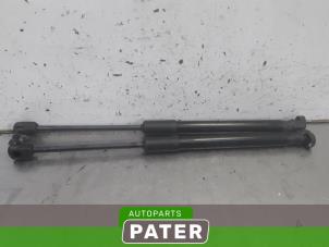 Used Set of tailgate gas struts Volkswagen Up! (121) 1.0 TSI 12V Price € 26,25 Margin scheme offered by Autoparts Pater