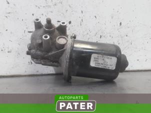 Used Front wiper motor Volkswagen New Beetle (9C1/9G1) 2.0 Price € 26,25 Margin scheme offered by Autoparts Pater