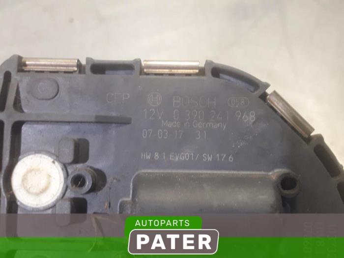 40908838 Wiper motor + mechanism Peugeot 407 SW 1.8 16V - 0390241968 BOSCH