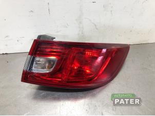 Used Taillight, right Renault Clio IV (5R) 0.9 Energy TCE 90 12V Price € 36,75 Margin scheme offered by Autoparts Pater